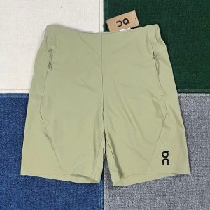 Shorts On Cloud Performance Training Verde Oliva